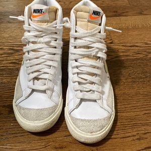 Nike Blazers Women’s 7